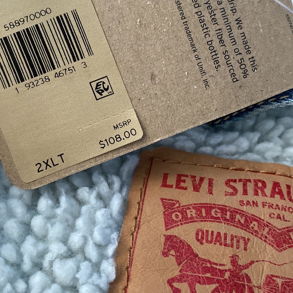 Levi’s men’s big and tall Sherpa denim jacket. - Picture 5 of 7